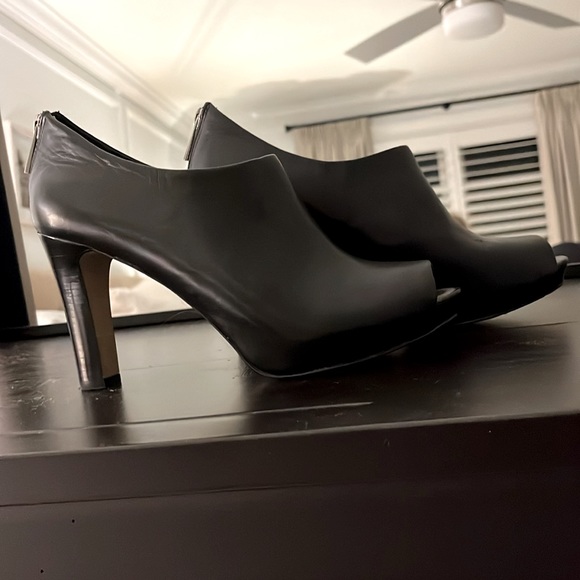 Franco Sarto Black - size 8.5 - Picture 4 of 10